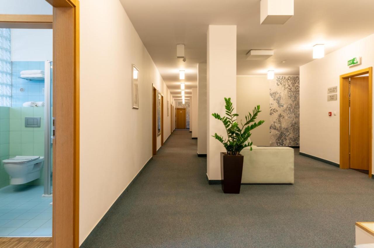 Hotel Abacie & Wellness Valašské Meziříčí Dış mekan fotoğraf