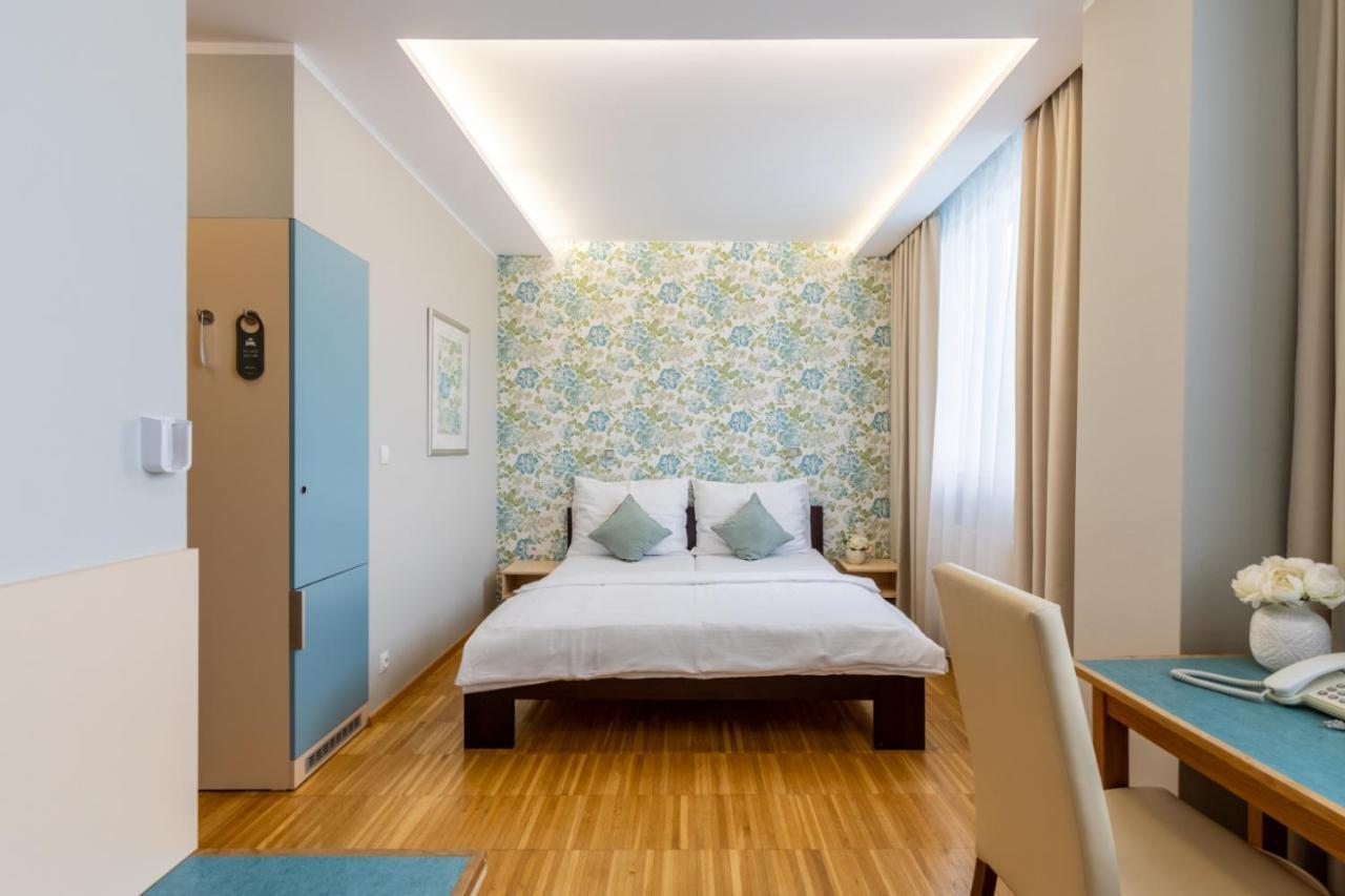 Hotel Abacie & Wellness Valašské Meziříčí Dış mekan fotoğraf