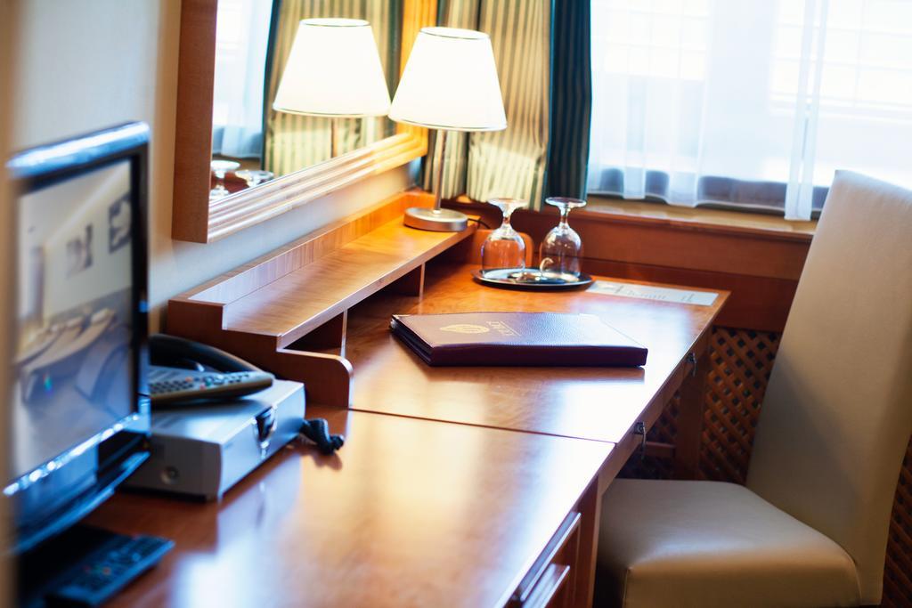 Hotel Abacie & Wellness Valašské Meziříčí Dış mekan fotoğraf